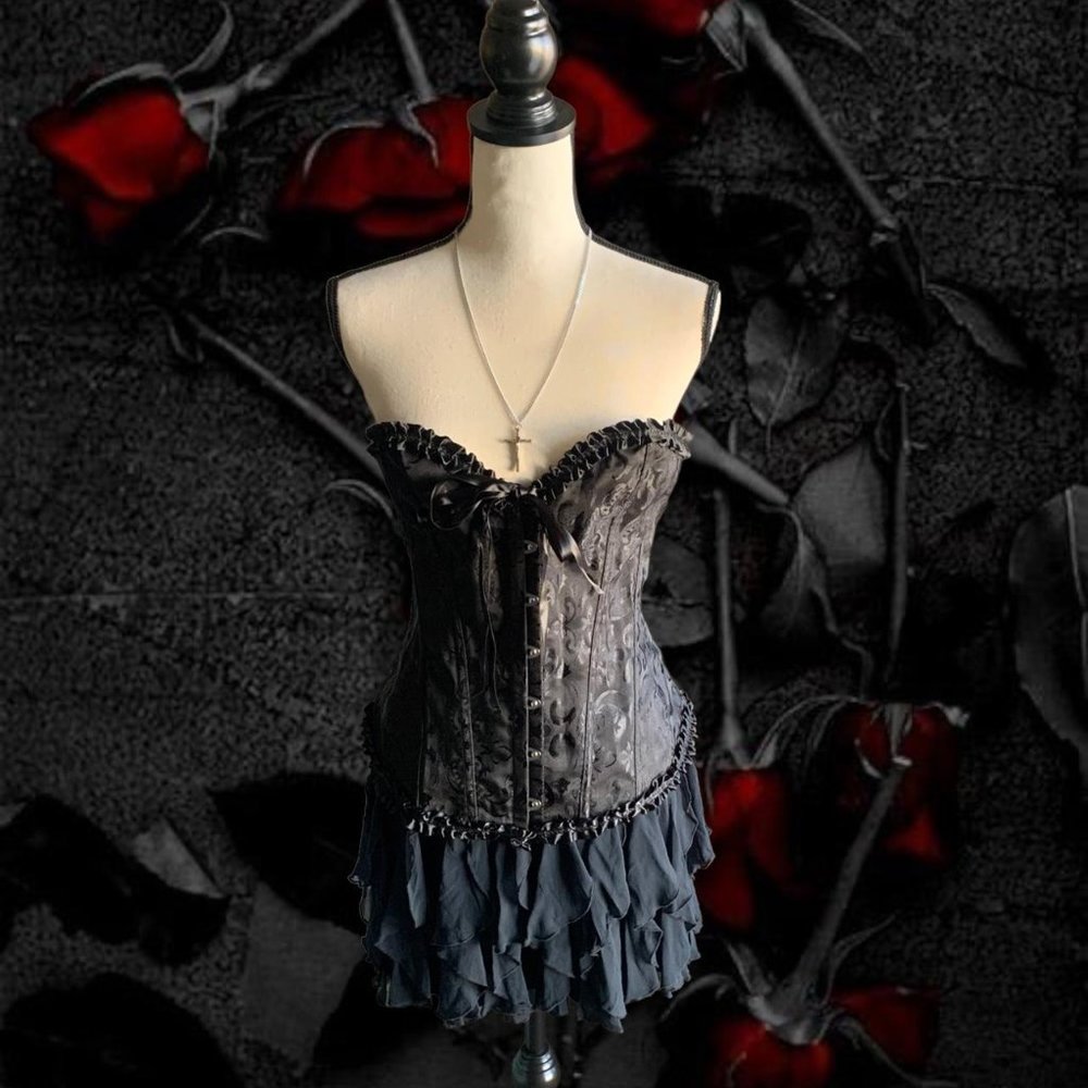 black overbust corse